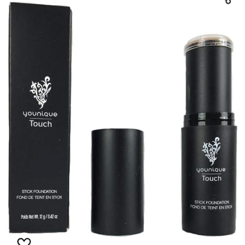 Younique TOUCH À LA MODE Cream To Powder Luminizer In Benevolent